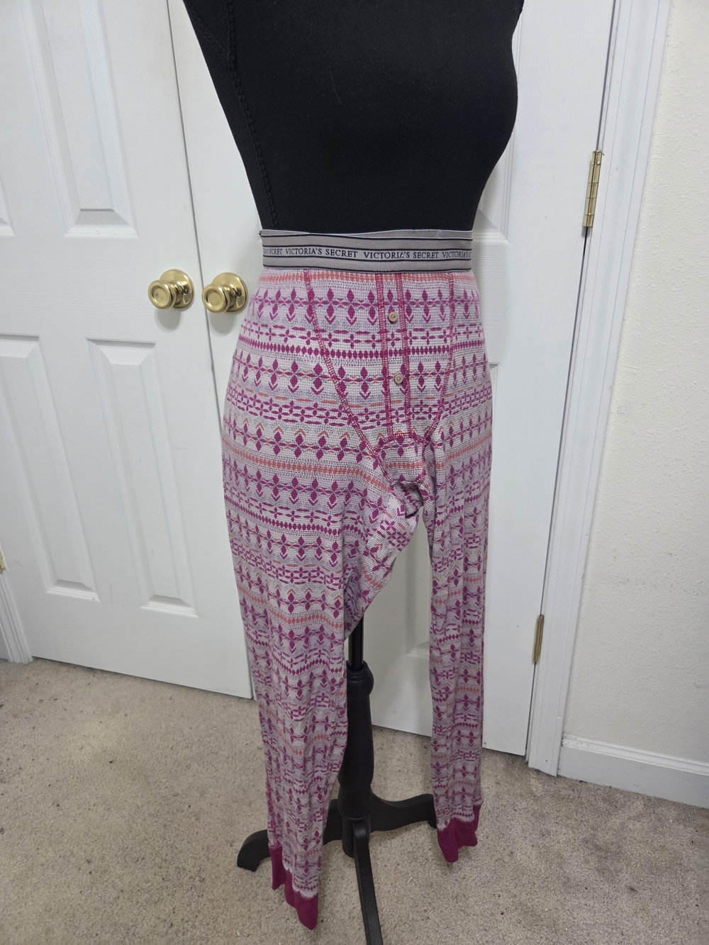 Victoria's Secret Pink Patterned Thermal Bottoms